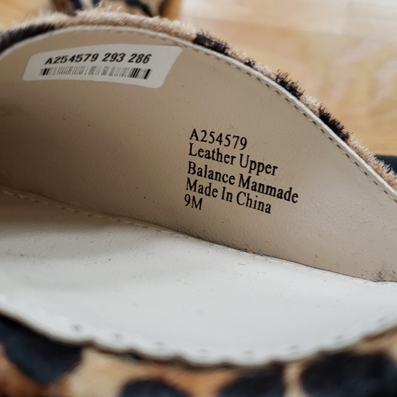 G.I.L.I. NWOT Red Patent Leather Cheetah Slingbacks - Picture 7 of 11